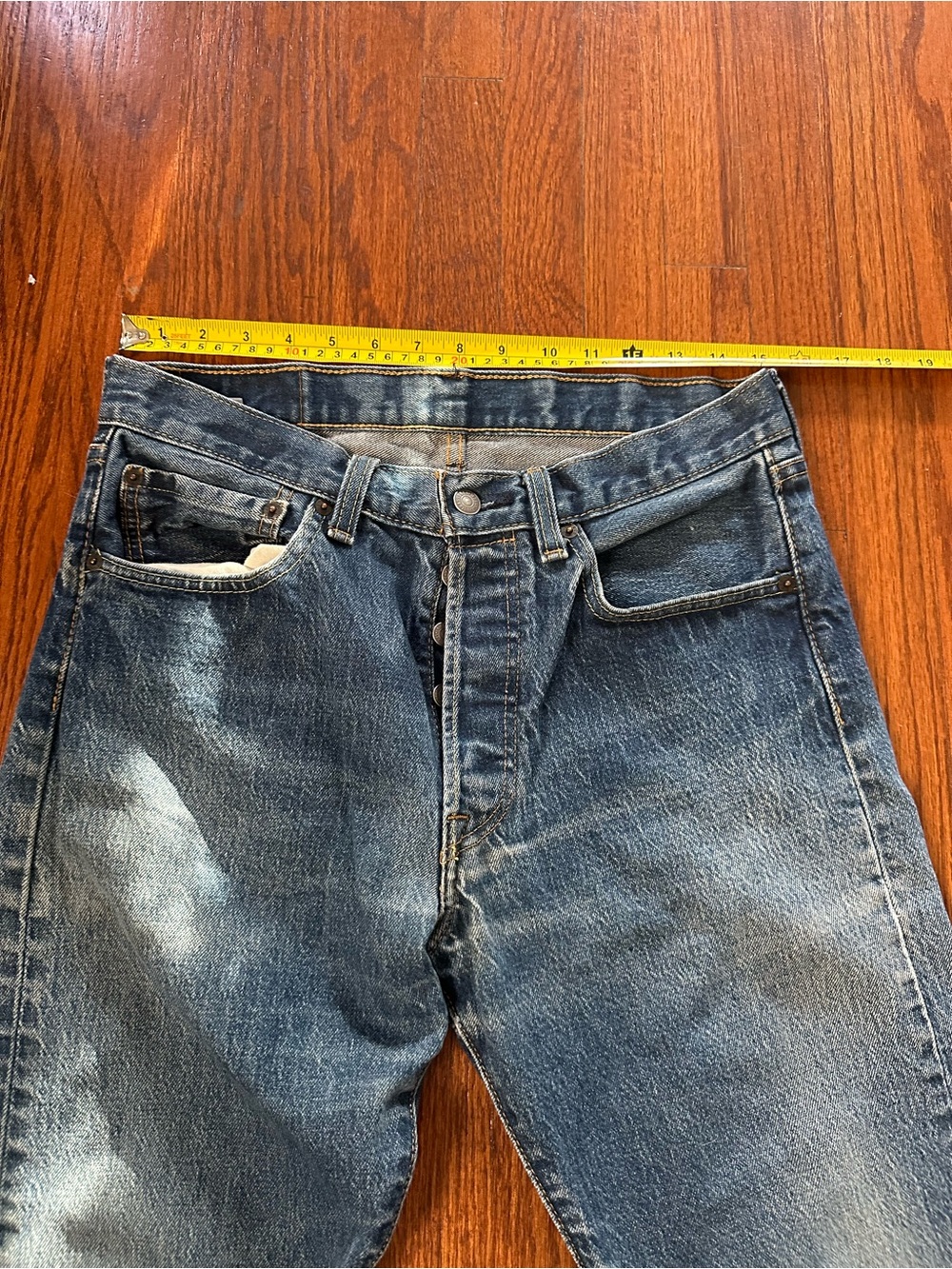 Levi's Faded Blue Relaxed Fit Men's Jeans